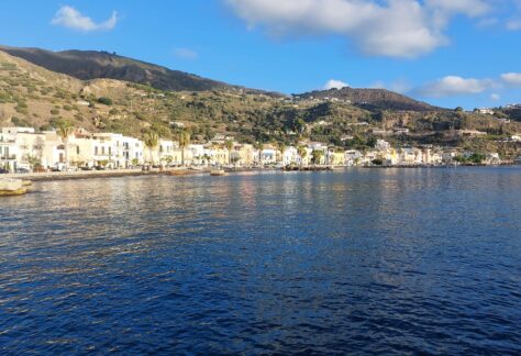 Trekking Isole Eolie con Pampa Trek (9)